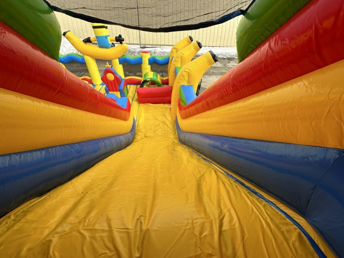 Надувной батут "Бананас" 12*10*8 м