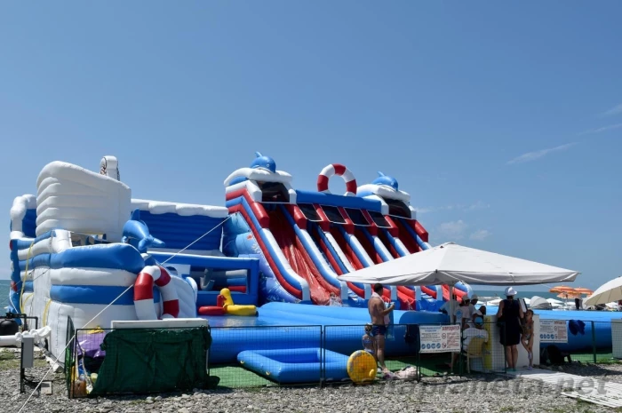 Надувной аквапарк "Пристань" 20*15*8,5 м