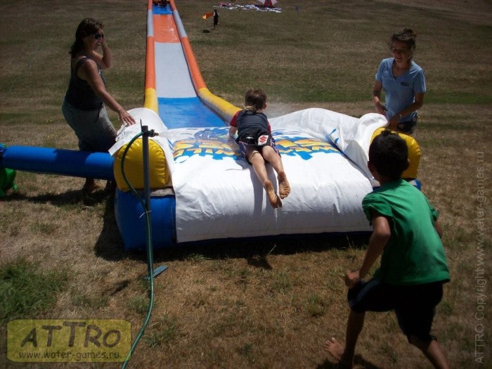Надувная водная горка "Турбо" герметичная 2 полосы