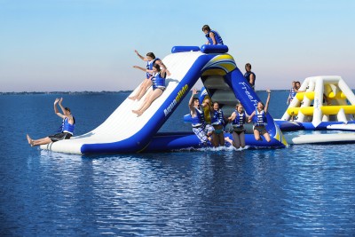 Надувная водная горка "Саммит Малая" 6,6*2,7*4 м 