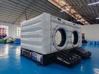 Надувной батут "Большая стирка" 4*2,5*2,5 м