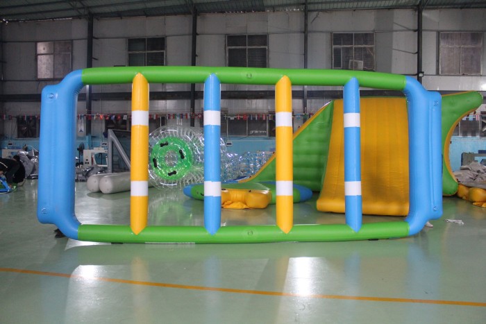 Надувной аквапарк "Спорт парк 65" 36*28*3 м