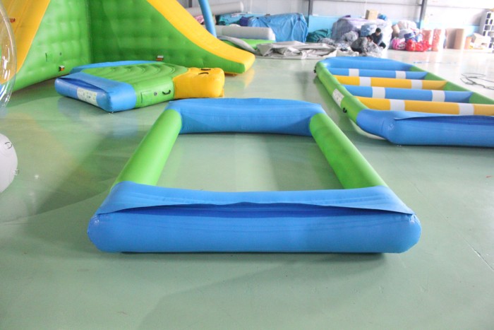 Надувной аквапарк "Спорт парк 65" 36*28*3 м