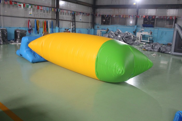 Надувной аквапарк "Спорт парк 65" 36*28*3 м