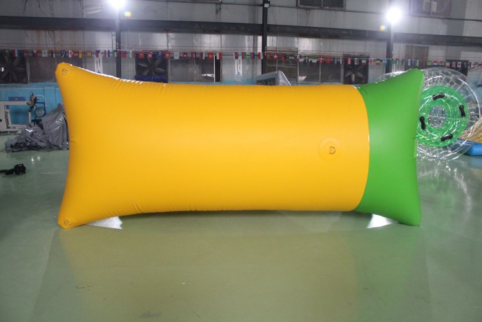 Надувной аквапарк "Спорт парк 65" 36*28*3 м