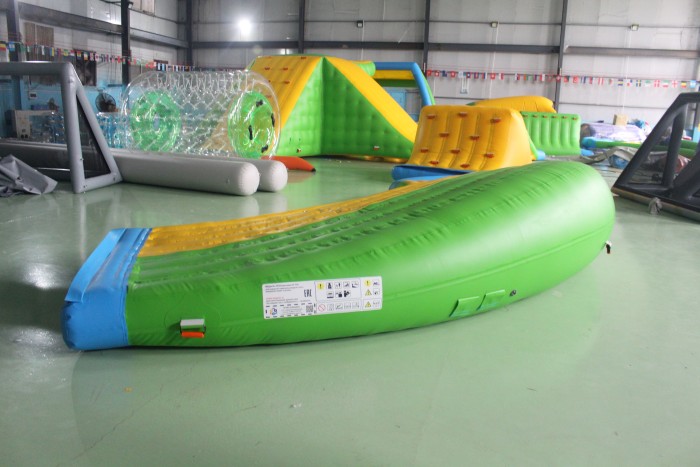 Надувной аквапарк "Спорт парк 65" 36*28*3 м