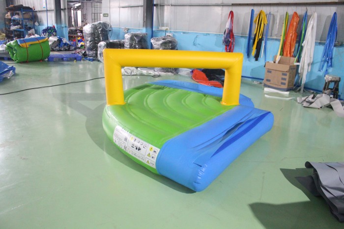 Надувной аквапарк "Спорт парк 65" 36*28*3 м