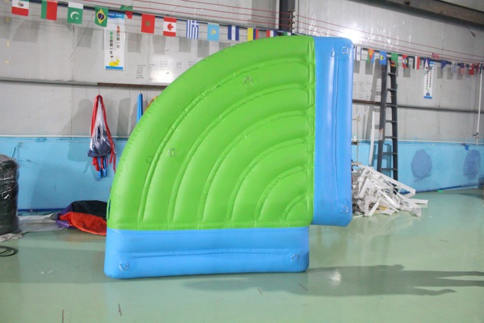 Надувной аквапарк "Спорт парк 65" 36*28*3 м