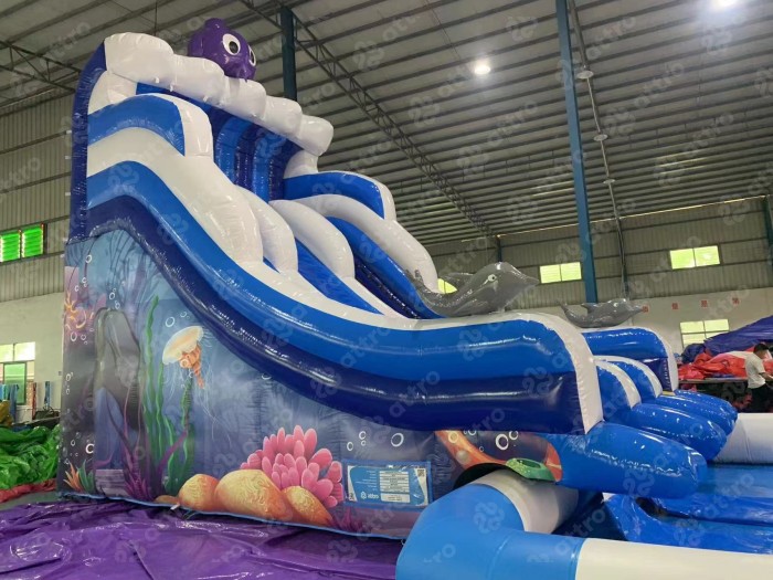 Надувной аквапарк "Осьминог на волнах" 13*7*8 м