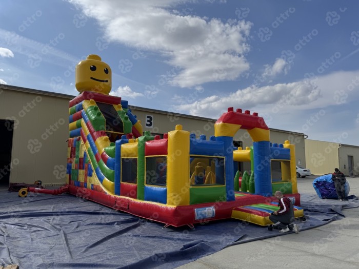 Надувной батут "Конструктор" 10*7*7,5 м