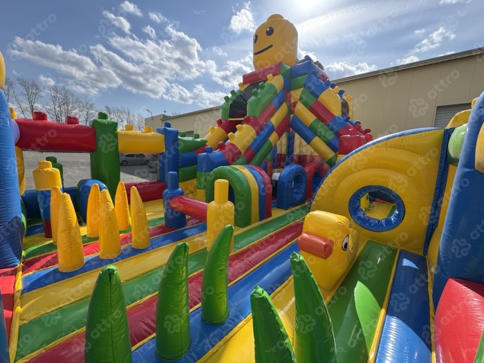 Надувной батут "Конструктор" 10*7*7,5 м