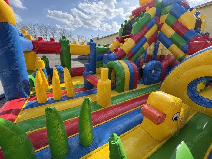 Надувной батут "Конструктор" 10*7*7,5 м