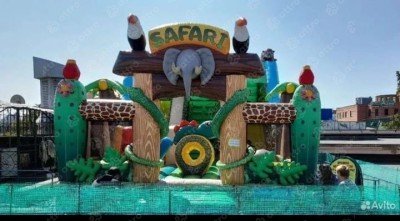 Надувная горка &quot;Сафари&quot; 10*6*4,15 м Б/У 