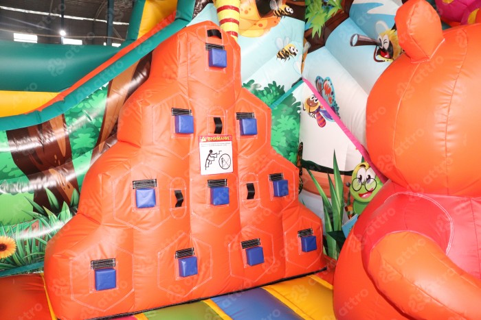 Надувной батут «Пчелка» 10*6*5 м