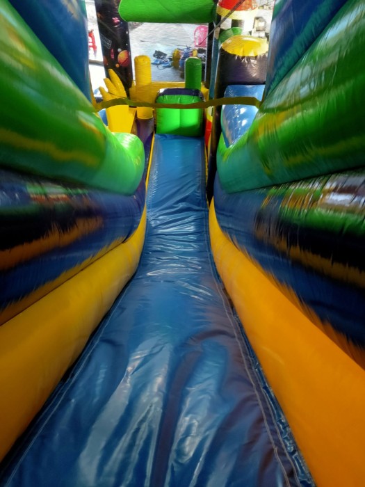 Надувной батут "Космос" 10*7*7 м