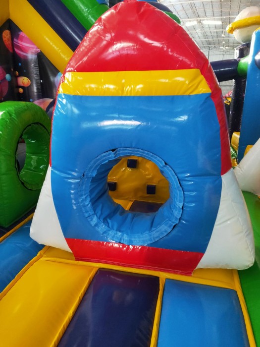 Надувной батут "Космос" 10*7*7 м