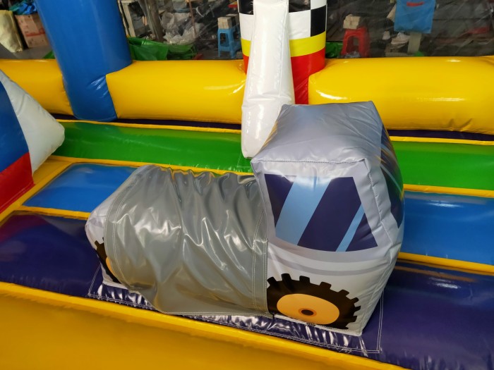 Надувной батут "Космос" 10*7*7 м