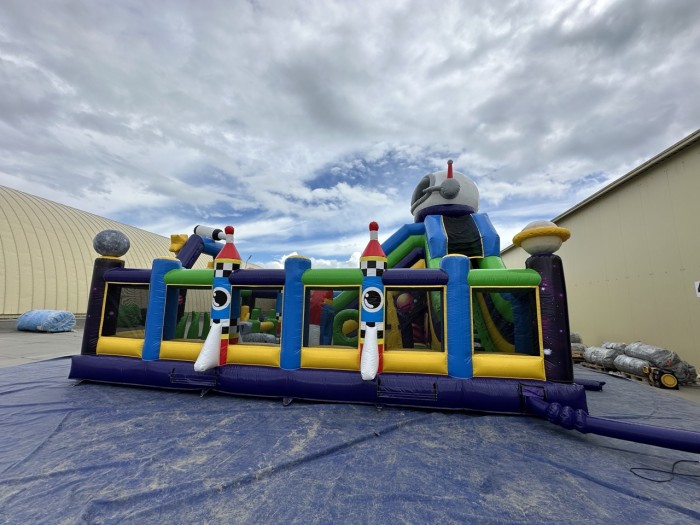 Надувной батут "Космос" 10*7*7 м