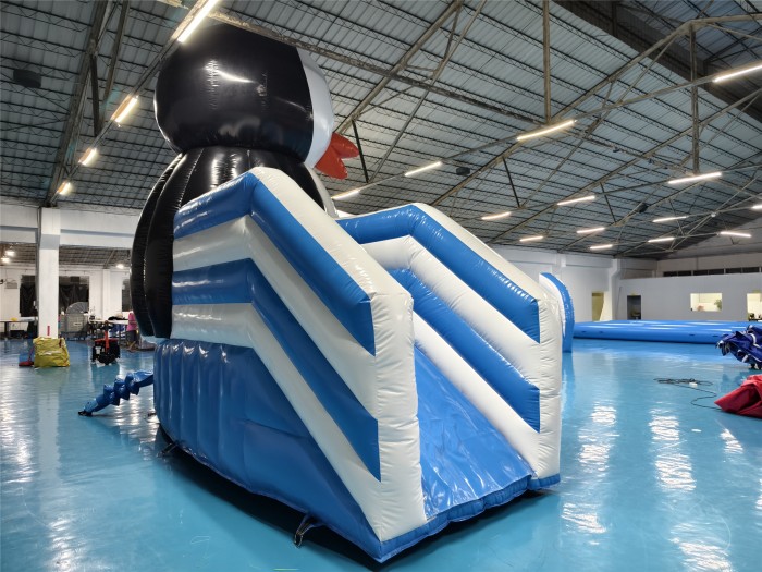 Надувной аквапарк "Северный полюс" 21*21*6 м