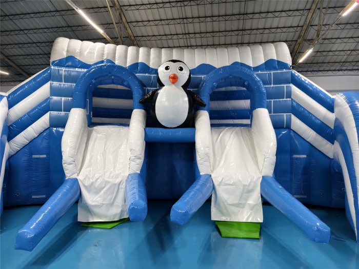 Надувной аквапарк "Северный полюс" 21*21*6 м