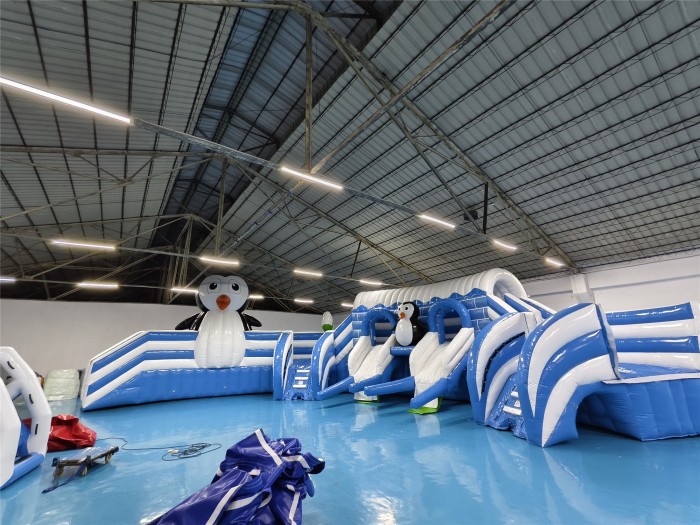 Надувной аквапарк "Северный полюс" 21*21*6 м