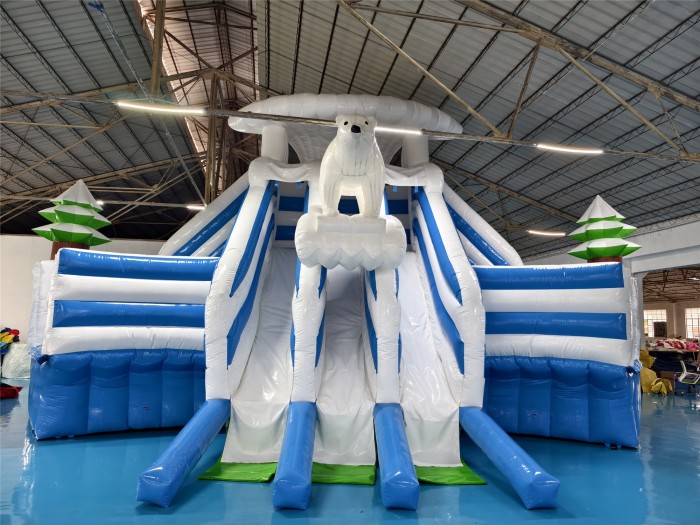 Надувной аквапарк "Северный полюс" 21*21*6 м
