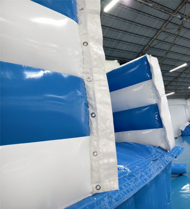 Надувной аквапарк "Северный полюс" 21*21*6 м