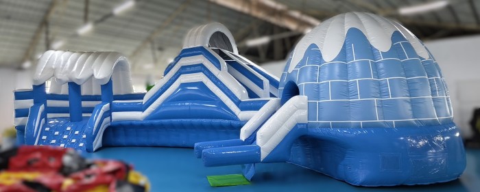 Надувной аквапарк "Северный полюс" 21*21*6 м