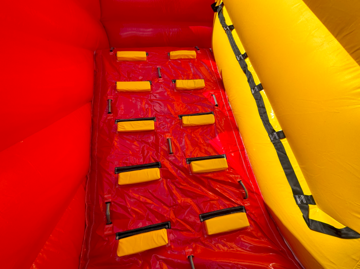 Надувная горка "Маленькие пираты" 7,6*4*4 м