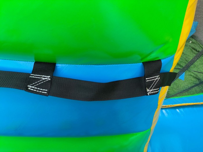 Надувной батут "Джуманджи" 10*7*7 м