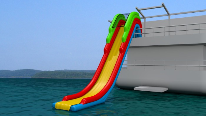 Надувная водная горка для яхты