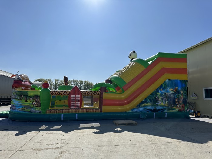 Надувная горка  "Джунгли" 13*8*8 м