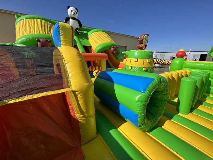 Надувная горка  "Джунгли" 13*8*8 м