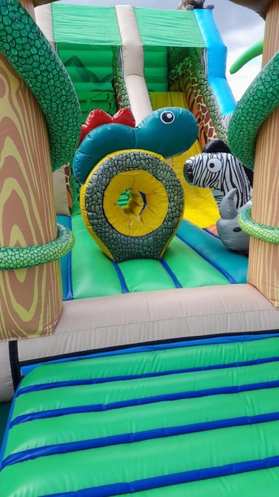 Надувной батут "Сафари" 10*6*4,15 м Б/У