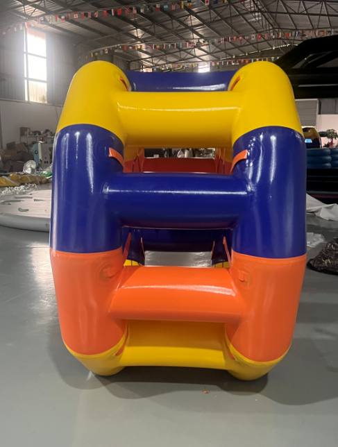 Водный аттракцион Беличье Колесо