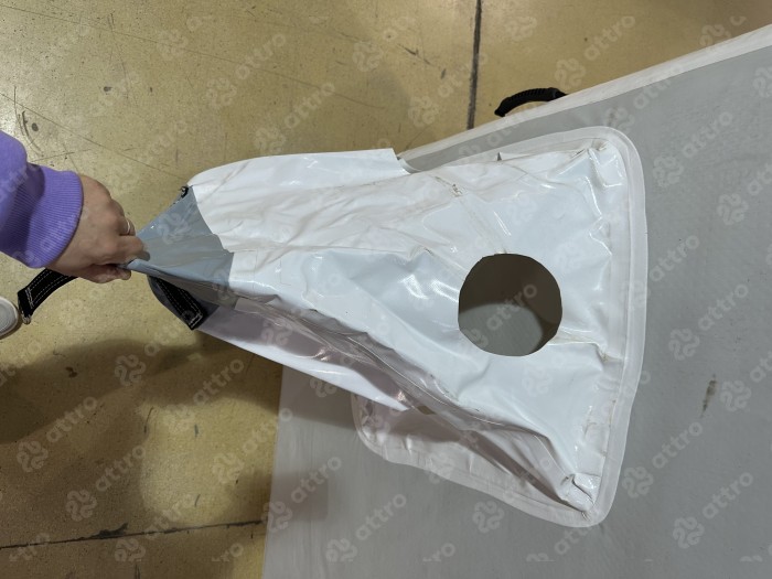 Надувная палатка на воду  2,9*2,9*2,4 м