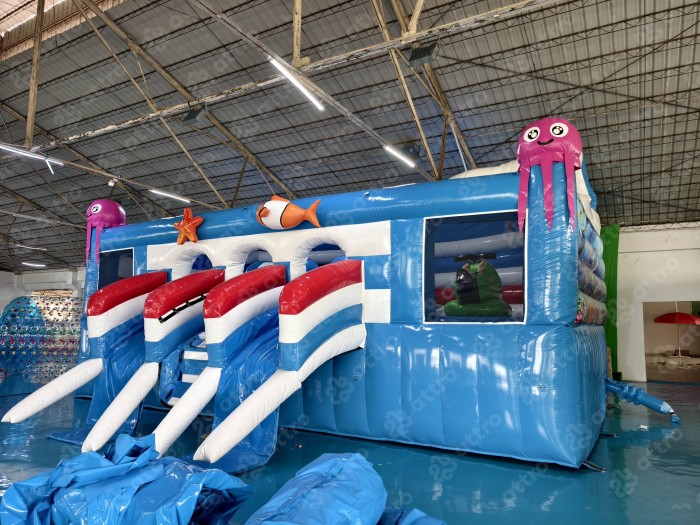 Надувной аквапарк "Океанариум" 15*15*7,2 м