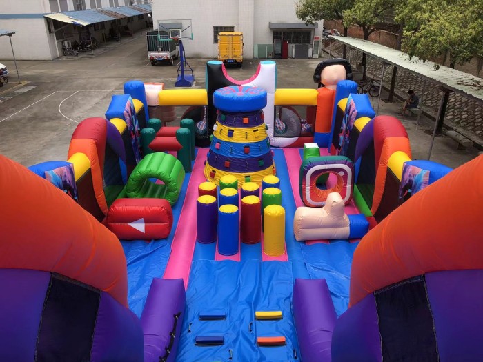 Надувная горка "Титокер" 14*7*8 м
