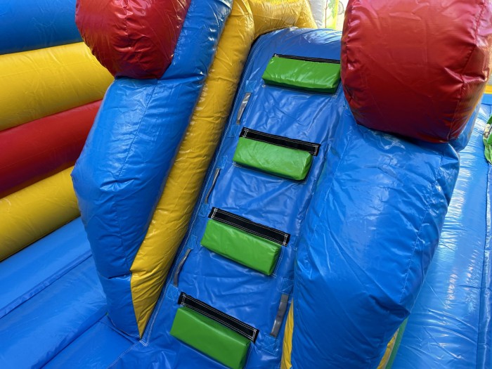 Надувная горка "Сафари джунгли" 8*6*4,6 м