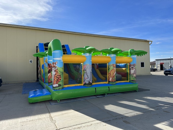 Надувная горка "Сафари джунгли" 8*6*4,6 м