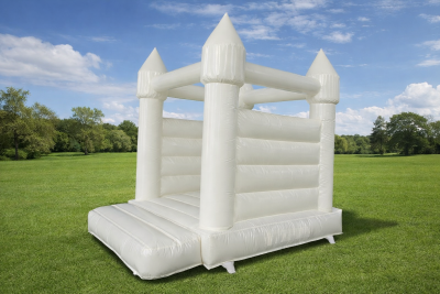 Надувной свадебный батут 2,3*2,1*2,9 м