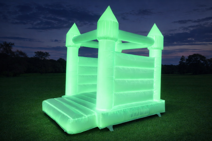 Надувной свадебный батут 2,3*2,1*2,9 м