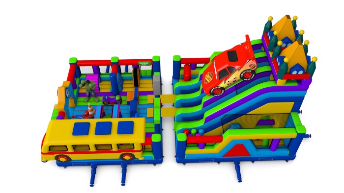 Надувная горка "Город героев" 15*8*8 м