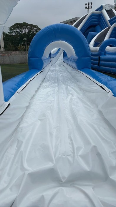 Надувная горка "Триппо 4 спуска" 36*19*11 м