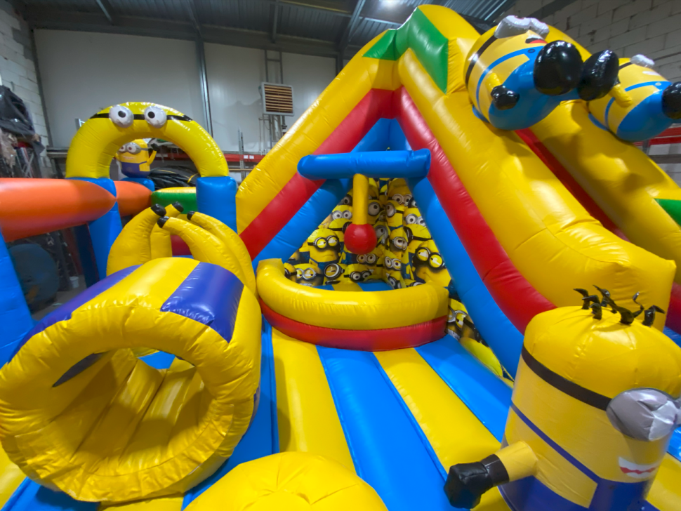 Надувная горка 
