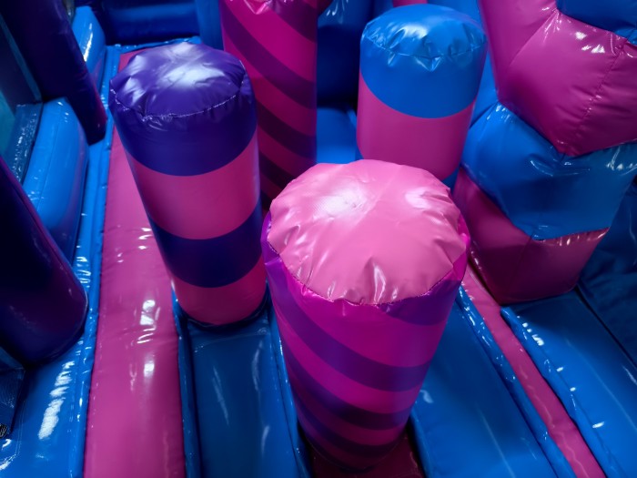 Надувная горка "Морской бриз" 4*3*2,4 м 