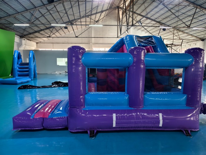 Надувная горка "Морской бриз" 4*3*2,4 м 