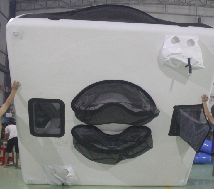 Надувная палатка на воду  3,3*3,3*2,3 м