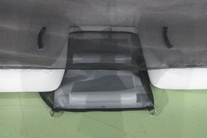 Надувная палатка на воду  3,3*3,3*2,3 м