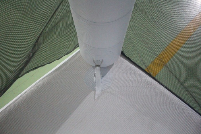 Надувная палатка на воду  3,3*3,3*2,3 м